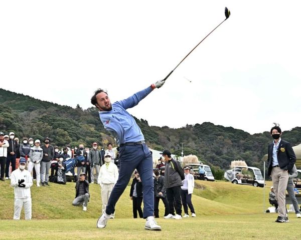 "Golf is my life" By A One-Armed Golfer Who Sends His Thoughts to His Home Country, Ukraine.
